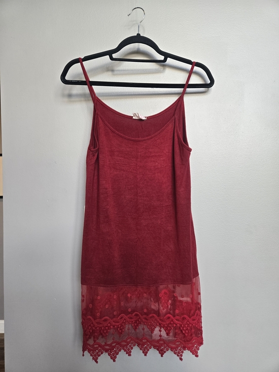 Fantastic Fawn Dresses & Skirts - Fantastic Fawn red/Burgundy Lace Trim Slip Dress Extender - Wine - Size large